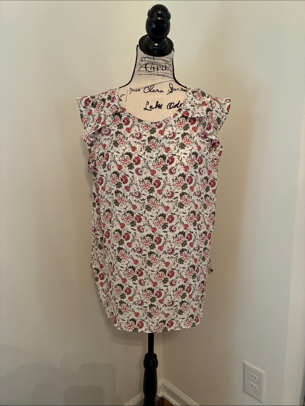 Loft Outlet White Floral Ruffle Cap Sleeve Blouse with Pink and Green Print